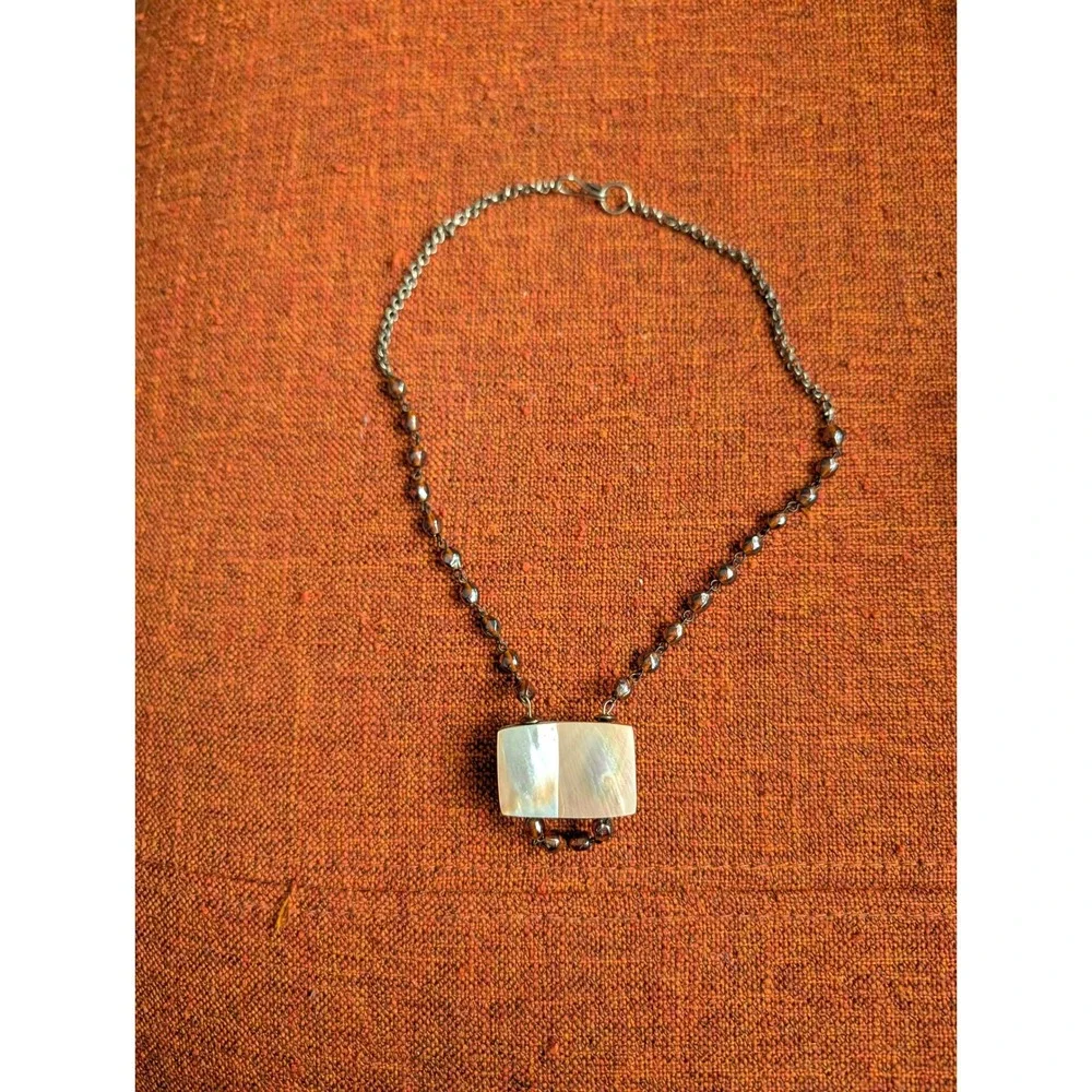 VTG Mother of‎ Pearl Shell Statement Necklace Iridescent Beaded Chain Browns MOP